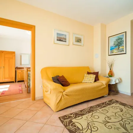 Silvana.1 Apartman Abbázia
